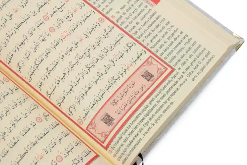 Hediyelik Türkçe Mealli İsme Özel Orta Boy Kadife Kaplı Kuranı Kerim Beyaz - 4