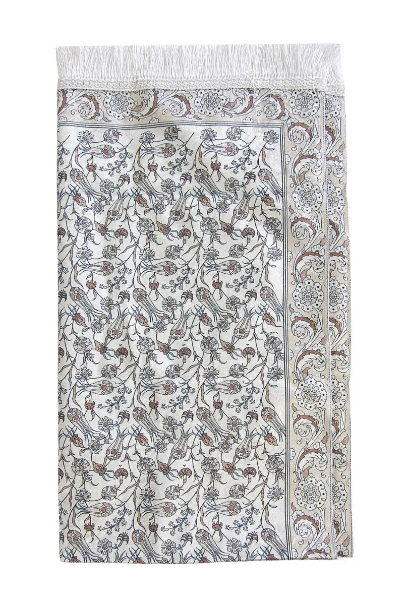 Kadife İpek Dokulu Keseli Lale İşlemeli Seccade - 62x110 cm, Pratik ve Taşınabilir - Krem - 4