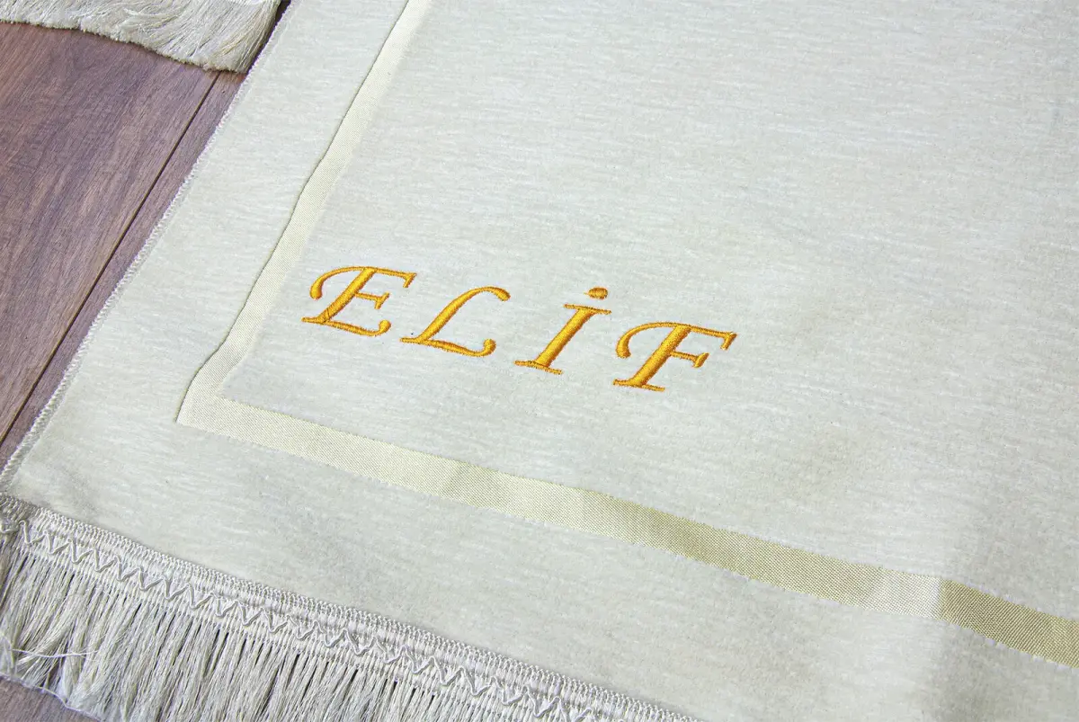 Kişiye Özel Çeyizlik İsimli Kalpli Seccade, Bohçalık Çeyizlik Namazlık Set Siyah Krem Siyah Krem - 4