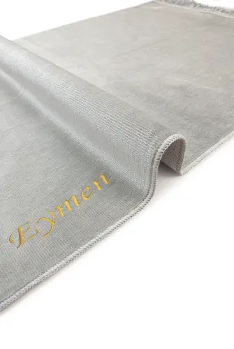 İsim Nakışlı Desensiz Kadife Seccade Gri - ihvanonline (1)