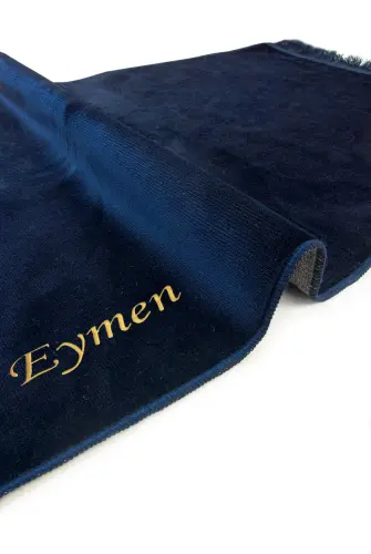 İsim Nakışlı Desensiz Kadife Seccade Lacivert - ihvanonline (1)