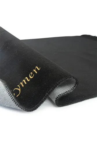 İsim Nakışlı Desensiz Kadife Seccade Siyah - ihvanonline (1)