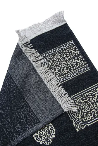 İsme Özel Anneler Günü Hediyesi İsim Nakışlı Kabe Desenli Şönil Seccade Siyah - ihvanonline (1)