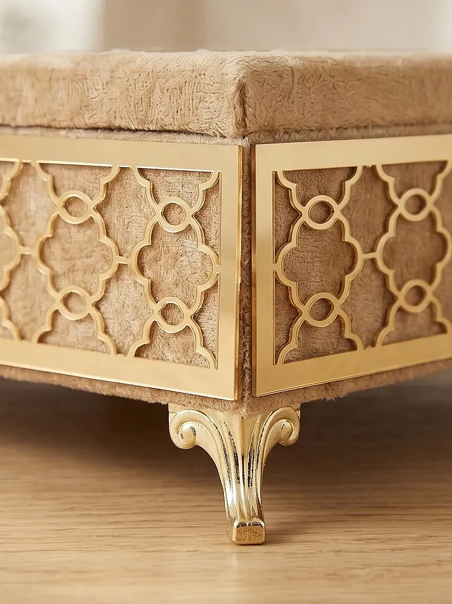 İsme Özel Kadife Kaplı Sandıklı Çeyizlik Bohçalık Kuranı Kerim Seti - Gold - 6