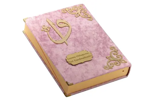 İsme Özel Orta Boy Arapça Kadife Kaplı Kuranı Kerim Pembe - ihvanonline (1)