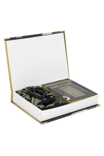 Kaaba Boxed Taffeta Prayer Rug and Kabeli Quran Set Black Color - 4