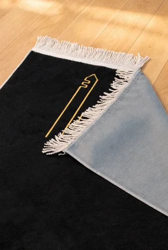 Kabe İşlemeli Lüks Kadife Seccade - Çeyizlik, Hac ve Umre Hediyelik Namazlık - Siyah - 2