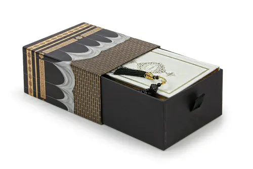 Kabe Kutulu Damat Gelin Bohçasına Uygun Hayrat Kuranı Kerim Çeyizlik Seccade Seti - İhvan (1)