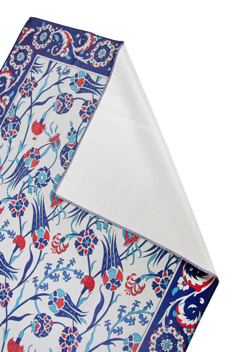 Kadife İpek Dokulu Desenli Seccade - Reyyan Serisi RYN-03 - 2