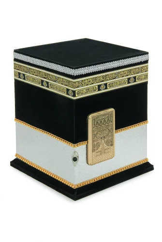 Kadife Kaplı Taş Detaylı Kabe Konseptli Maket, Hafız Boy Kuranı Kerim, Tespih ve Seccade Hediyelik Set - 4