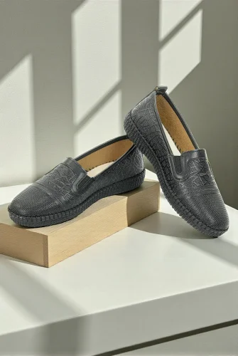 Kadın Deri Günlük Ortopedik Ayakkabı, Esnek ve Yumuşak Tabanlı Hac Umre Ayakkabısı - Siyah - 1