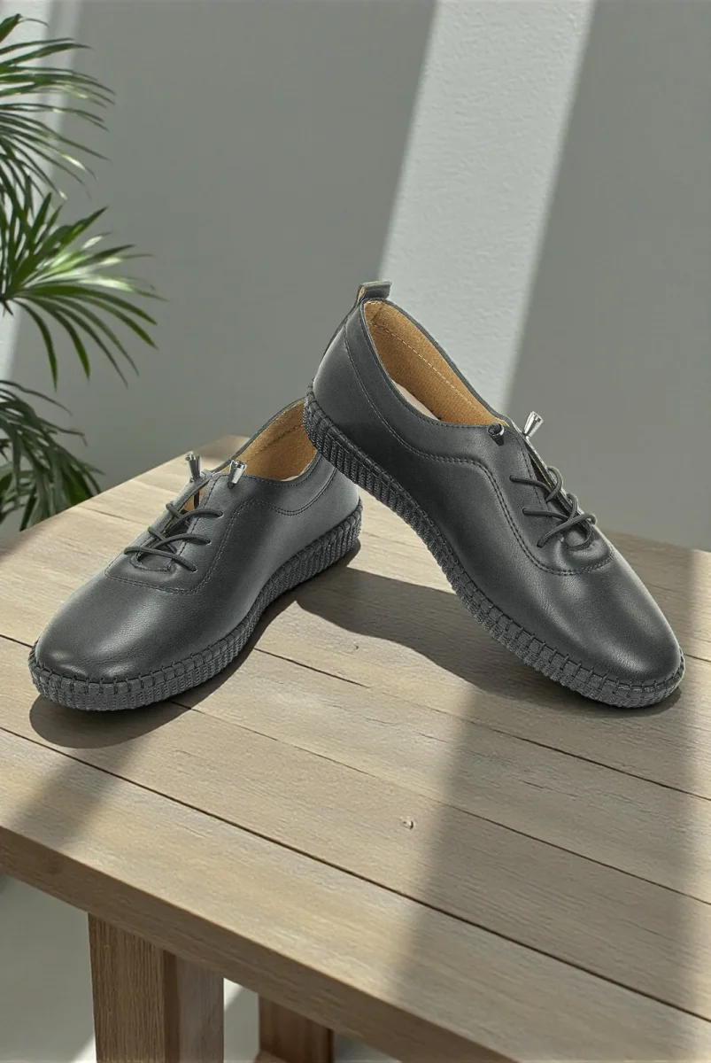 Kadın Deri Ortopedik Günlük Ayakkabı, Esnek ve Yumuşak Tabanlı Hac Umre Ayakkabısı - Siyah - 1