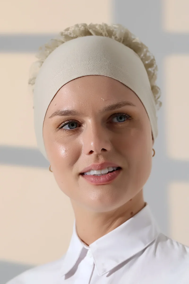 Kadın Fırfırlı Güpürlü Tesettür Topuz Bone - Krem - 5