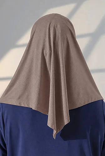 Tek Parça Pratik Namaz Başörtüsü, Hazır Geçmeli Tesettür Şal - Koyu Vizon - 8