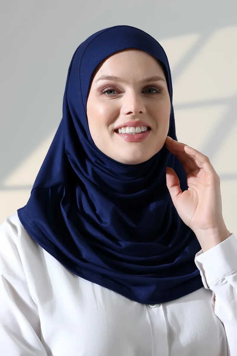 Tek Parça Pratik Namaz Başörtüsü, Hazır Geçmeli Tesettür Şal - Lacivert - 5