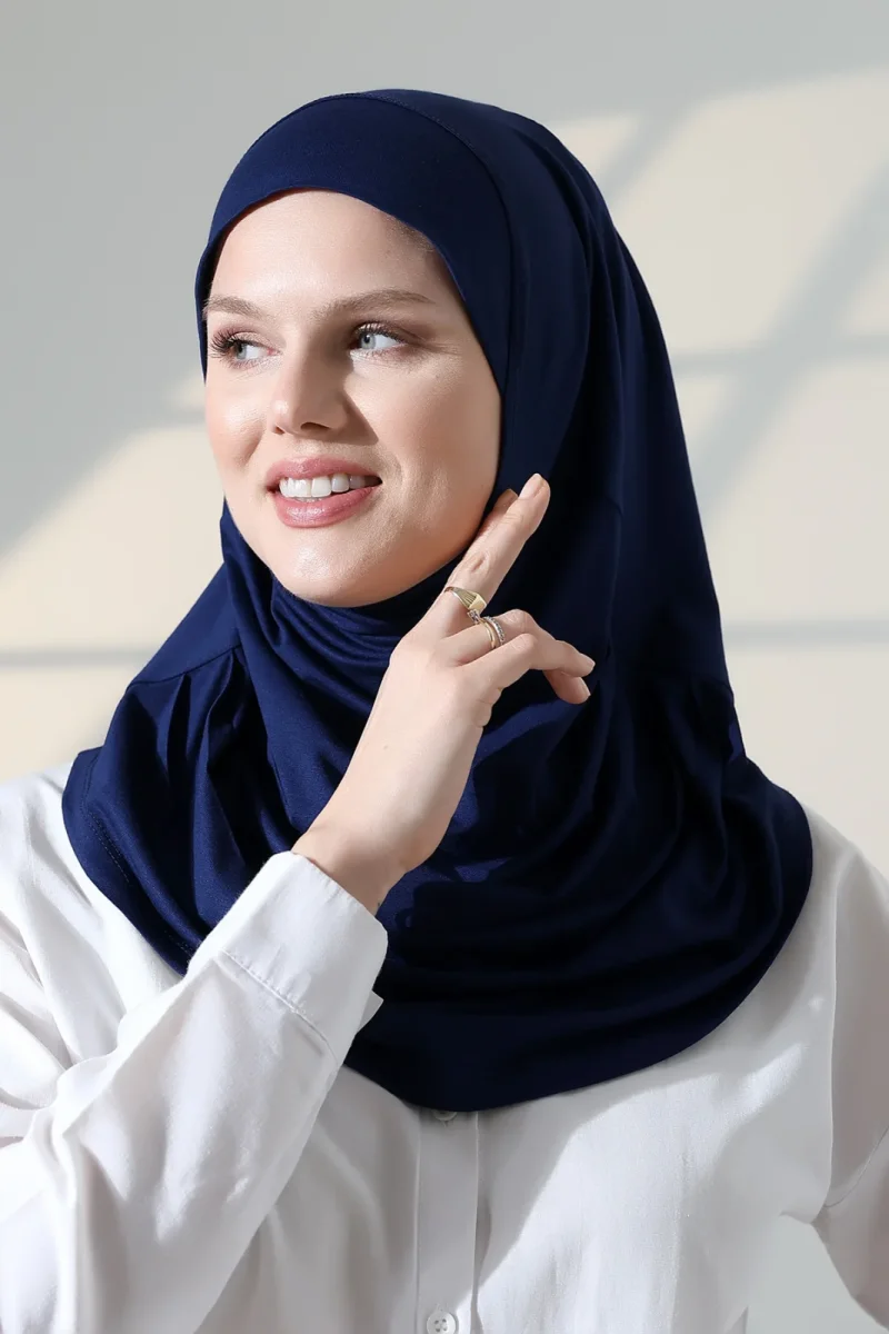 Tek Parça Pratik Namaz Başörtüsü, Hazır Geçmeli Tesettür Şal - Lacivert - 7