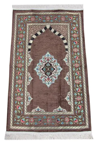 Kahverengi Çiçek Motifli Mihraplı Astarlı Şönil Seccade 