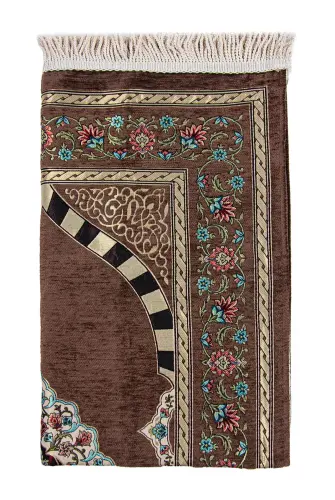 Kahverengi Çiçek Motifli Mihraplı Astarlı Şönil Seccade - 2