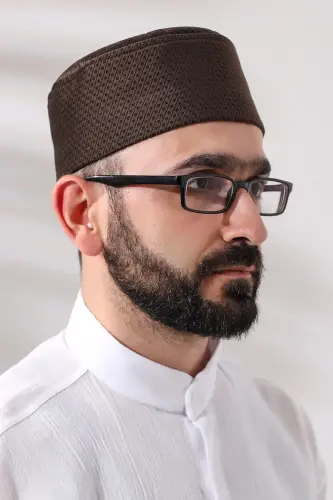 Kahverengi Petek Kareli Kadife Kalıp Namaz Takkesi - ihvanonline (1)