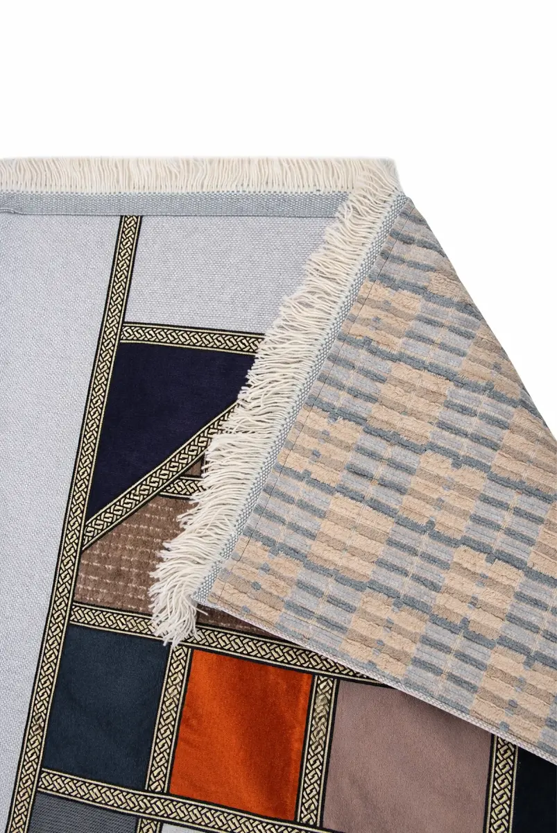 Kalın Çift Katlı Astarlı Seccade – Kırk Yama Desenli Yumuşak Seccade - Gri - 3