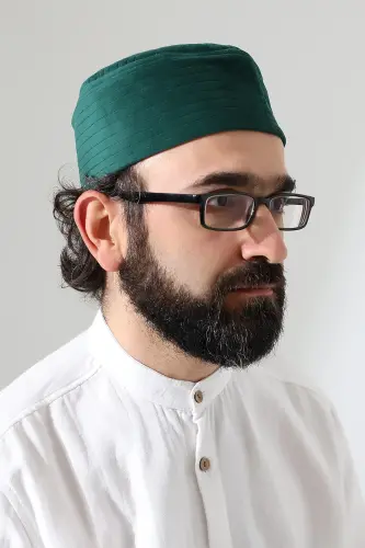 Kapitone Yıldız Desenli Kadife Kalıp Namaz Takkesi Yeşil 