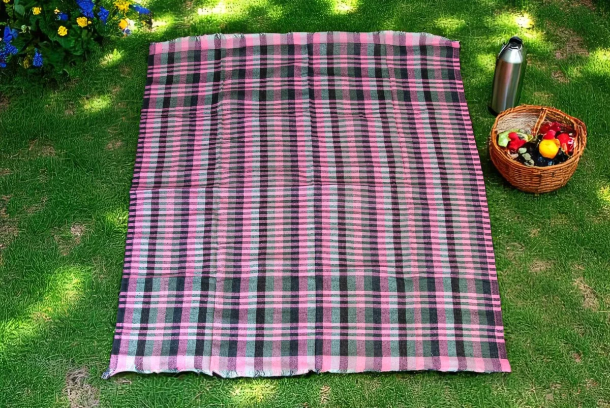 Kare Desen Piknik, Masa ve Sofra Örtüsü 140x140 cm - Pembe - 3