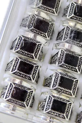 Kare Taşlı Tuğralı Erkek Yüzüğü 42'li - İhvan (1)