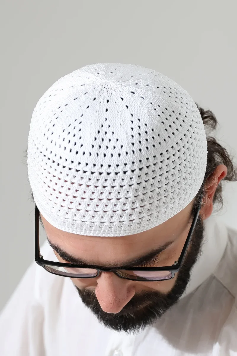 Kehribar Örme Namaz Takkesi, Örgü Motifli Takke Beyaz - 3