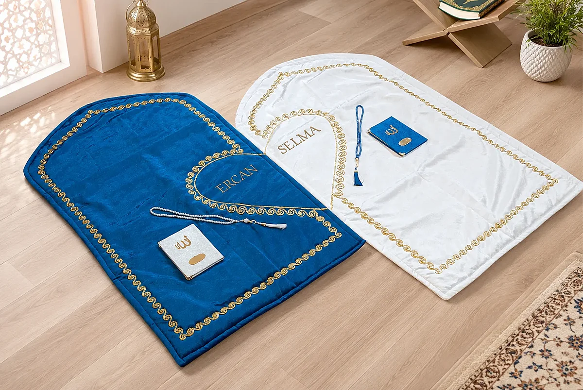 Kişiye Özel İsimli Kalpli Seccade Gelin Damat Bohçası Çift Seccadesi Çeyizlik Hediyelik Set Mavi Krem - 3