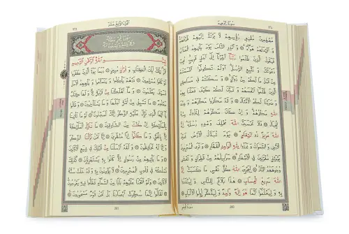  Kişiye Özel Ofis Masaüstü Türk Bayraklı İsimlik, Kuranı Kerim, Kalem, Rozet ve Tesbih Kurumsal Hediyelik Set - 13