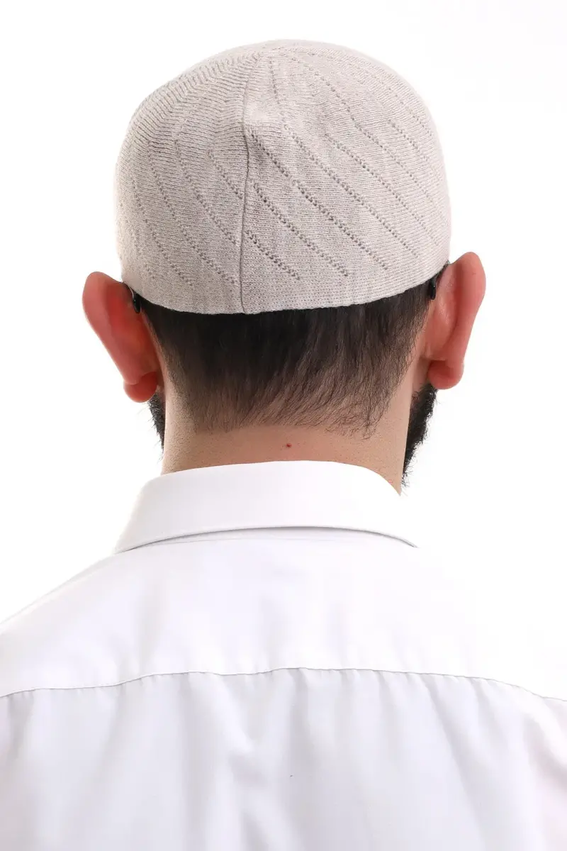 Krem Kışlık Çapraz Desenli Dokuma Takke - 5
