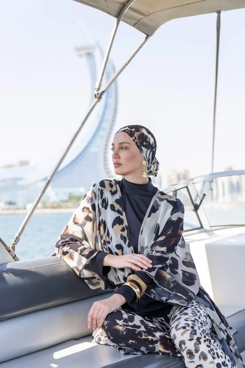 Leopar Desenli Kemerli Uzun Plaj Pareosu 7143-26 Siyah - 7