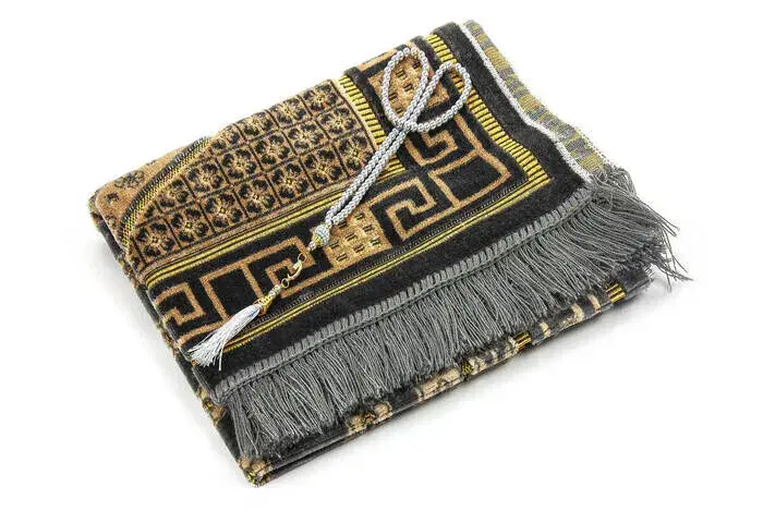 Luxury Velvet Şipinger Prayer Rug Rosary Gift Dark Brown - 2