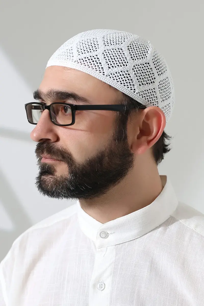 Makine Örgüsü Dantel Detaylı Namaz Takkesi Beyaz - 4
