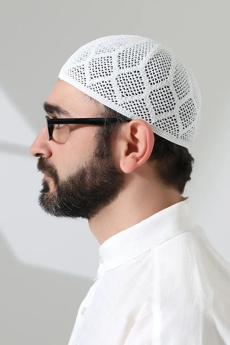 Makine Örgüsü Dantel Detaylı Namaz Takkesi Beyaz - 6