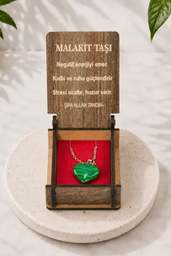 Malakit Taşı Kalp Kolye - Ahşap Kutulu Hediyelik 