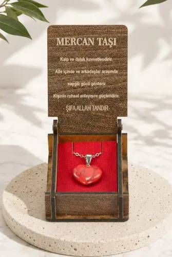 Mercan Taşı Kalp Kolye - Ahşap Kutulu Hediyelik 