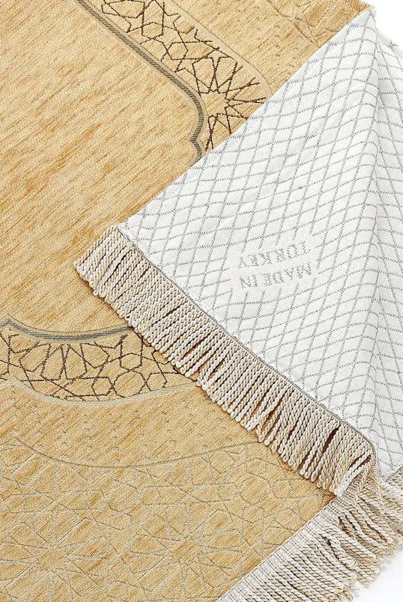 Mihrap Desenli Astarlı Şönil Seccade - Gold - 3