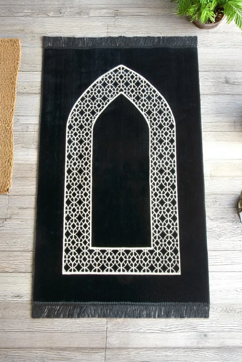 Mihrap Motifli Kadife Seccade Siyah - 1