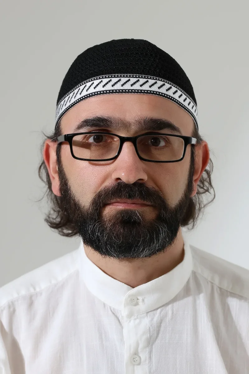 Milad Şerit Detaylı Namaz Takkesi, Desenli Makine Örgüsü Takke - Siyah - 3