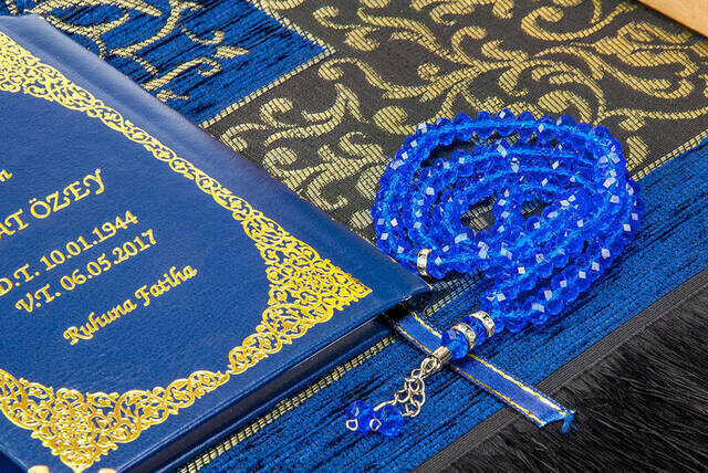 Name Printed Hardli Yasin Book - Seccadeli - Rosary - Boxed - Navy Blue - Mevlit Gift Set - Thumbnail