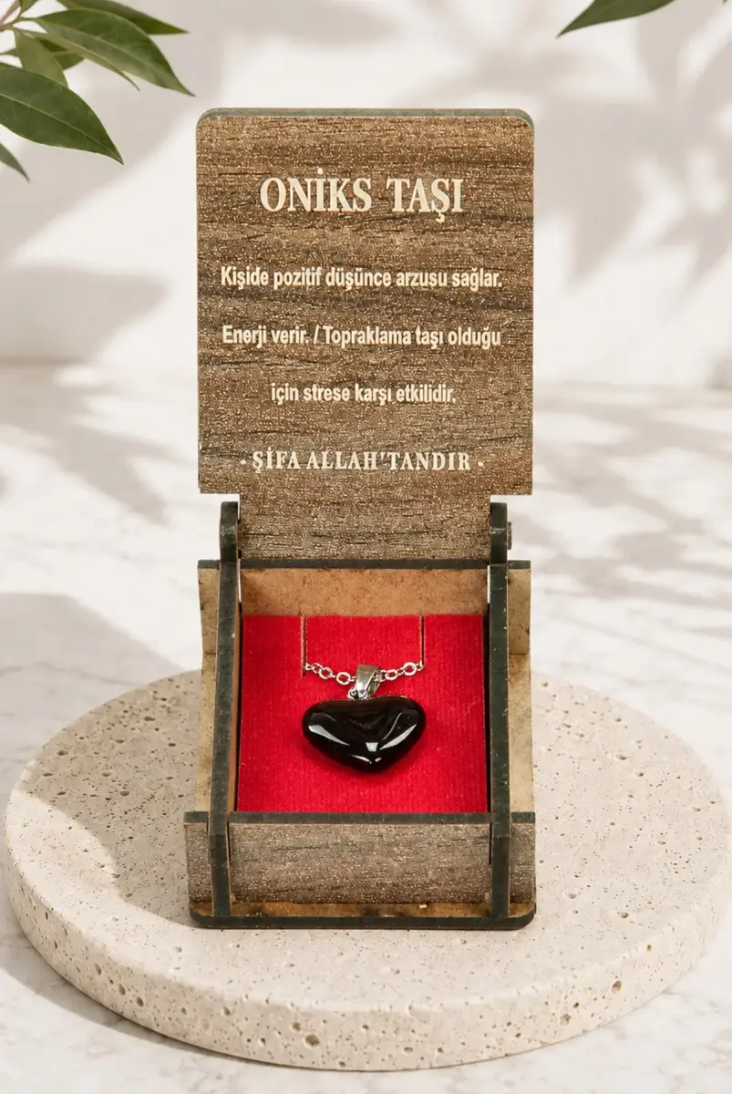 Oniks Taşı Kalp Kolye - Ahşap Kutulu Hediyelik - 1