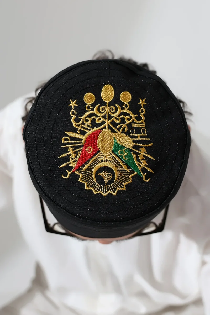 Osmanlı Arma Desenli Kalıp Kumaş Takke Siyah - 3