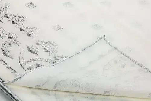 Pano Desenli Varaklı Krem Örtü - İhvan (1)