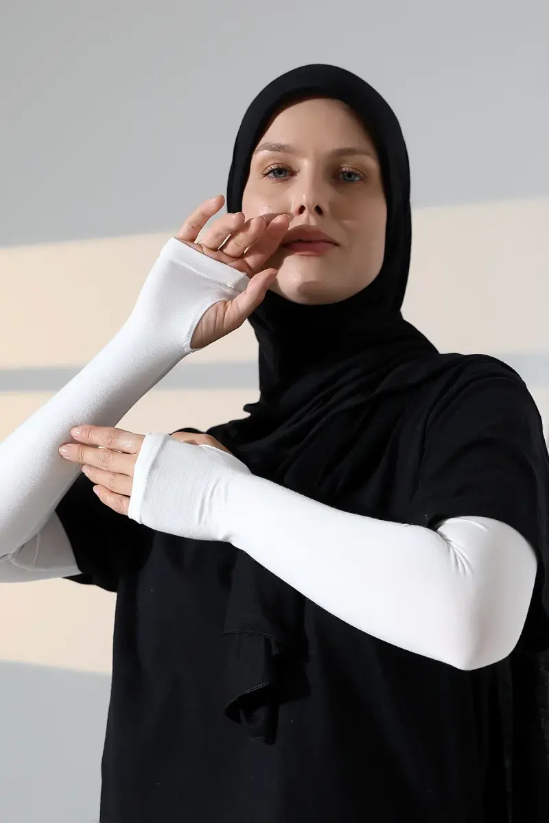 Parmak Geçmeli Kadın Penye Tesettür Kolluk - Krem - 5