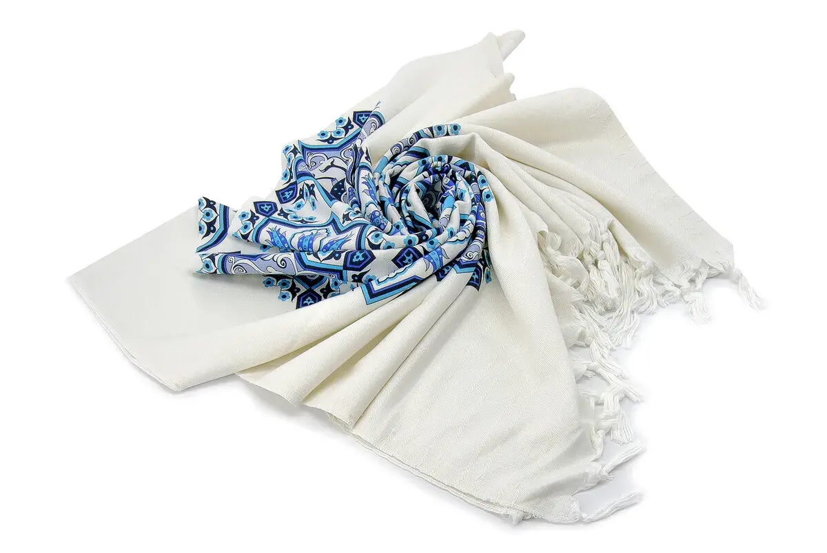 Peacock Tile Printed Cotton Bamboo Loincloth - 4