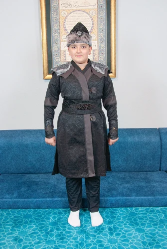 Peluş Kürk Detaylı Ertuğrul Erkek Çocuk Kostümü, Alp Kıyafeti Siyah - 5