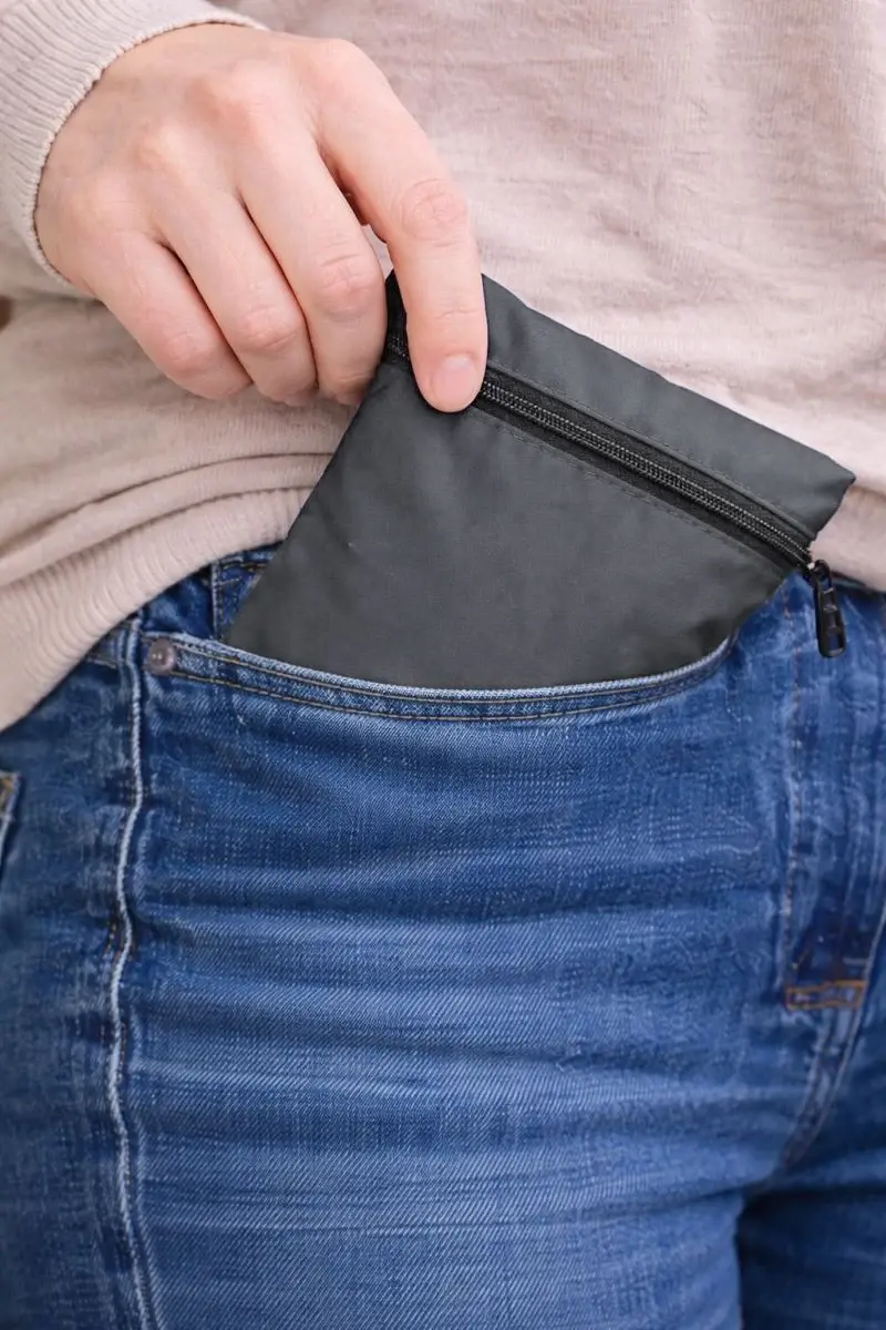 Pocket Prayer Rug With Compass - Gray Color - 2