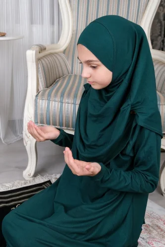 Pratik Başörtülü Tek Parça Çocuk Namaz Elbisesi 8-12 Yaş - Zümrüt Yeşili - 3