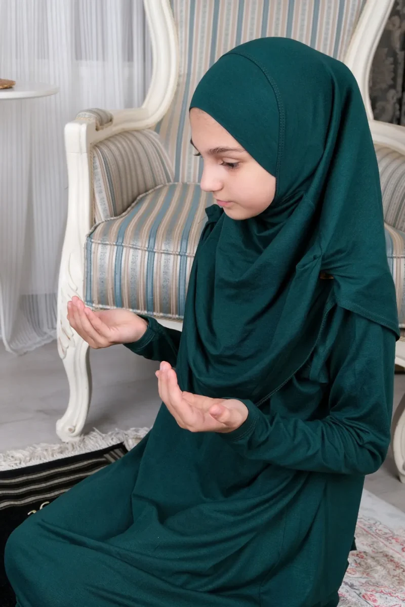 Pratik Başörtülü Tek Parça Çocuk Namaz Elbisesi 8-12 Yaş - Zümrüt Yeşili - 3